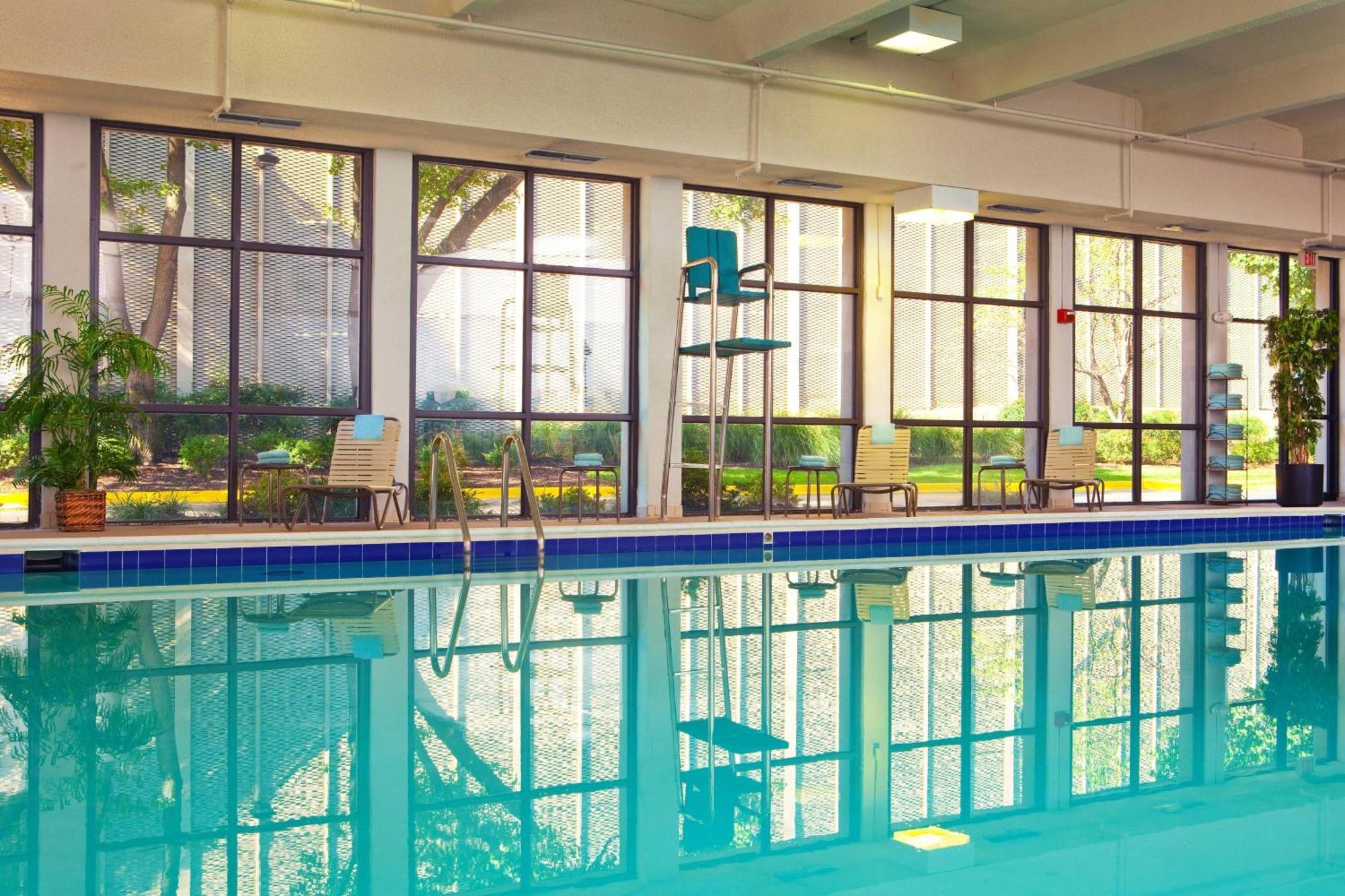 Courtyard By Marriott Alexandria Pentagon South Otel Dış mekan fotoğraf